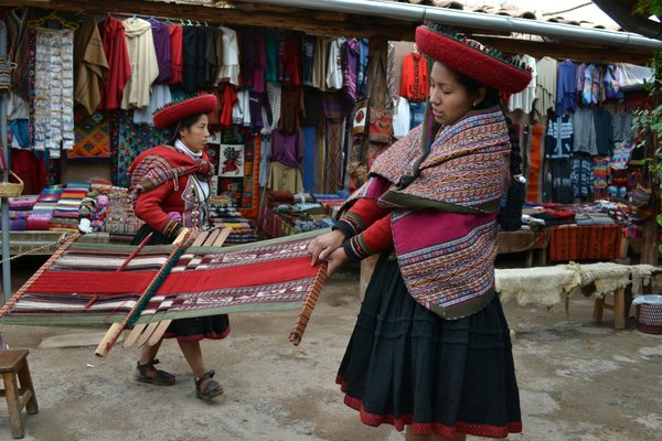 Où apprendre les techniques de tissage traditionnel au Guatemala?