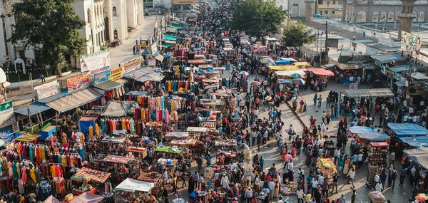 Comment planifier une visite des marchés de rue en Inde?